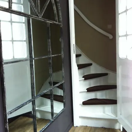 Et La Tete En L'air Apartmán *